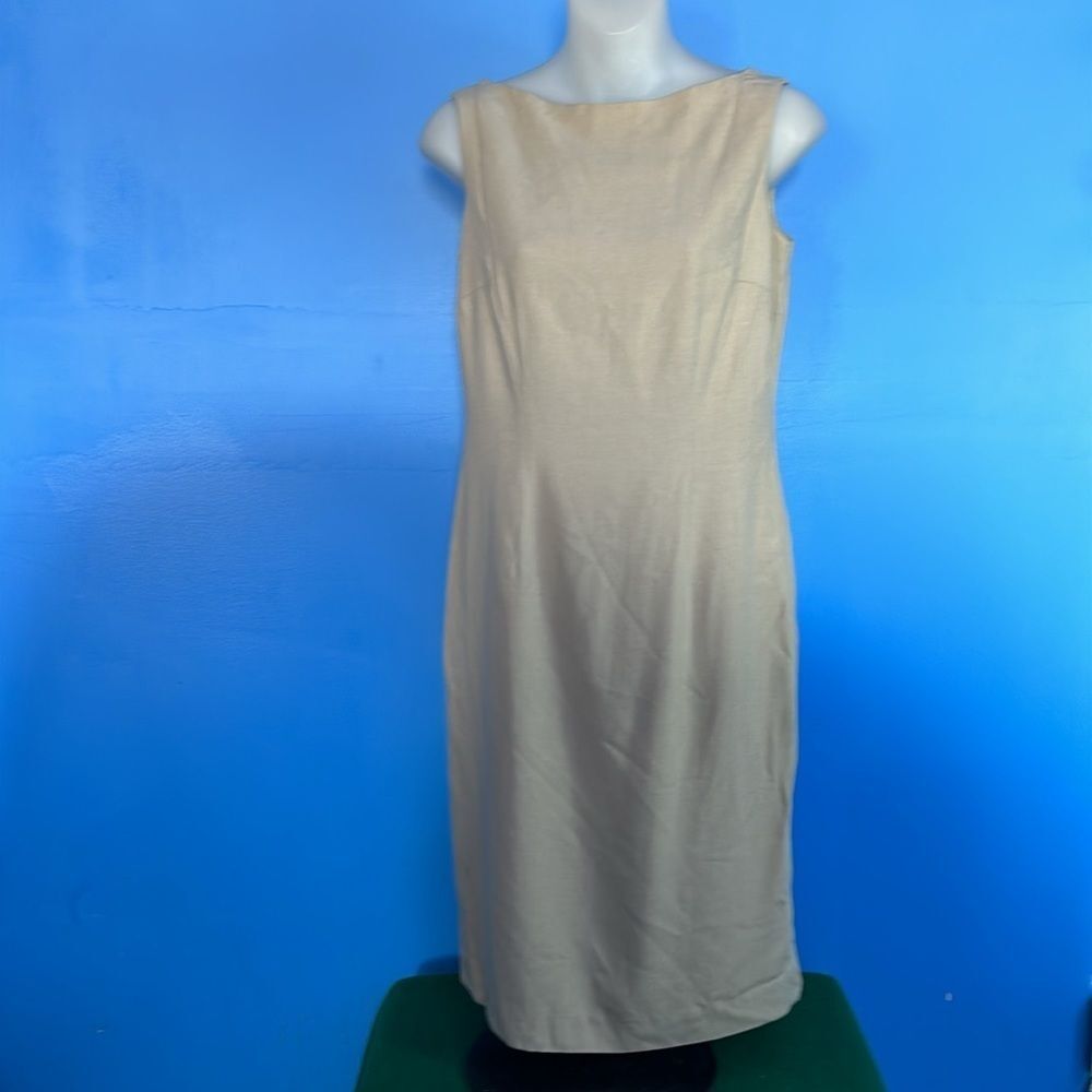 Hillard & Hanson Women's Tan Sleeveless Dress Size 4 Casual Knee Length Summer